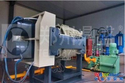 十九大報告中明確指出:&ldquo;建設生態文明是中華民族永續發展的千年大計&rdquo;,而污泥的無害化與資源化處置問題備受關注。&rdquo; 大環境下 污泥壓濾機廠家銷量出現新高峰